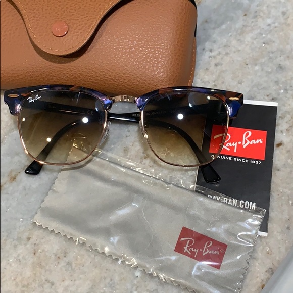 Ray Ban glasses worn once